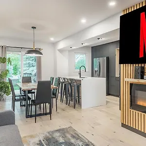 free-parking-prime-location-new-modern-condo.hotels-in-montreal.org/