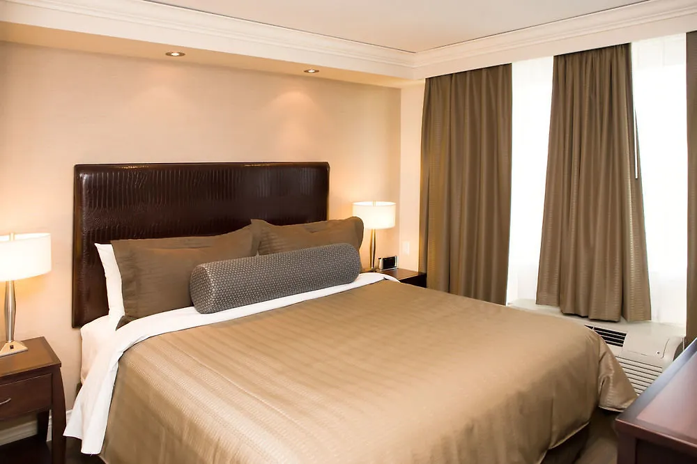 Sandman Signature Toronto Airport Hotel